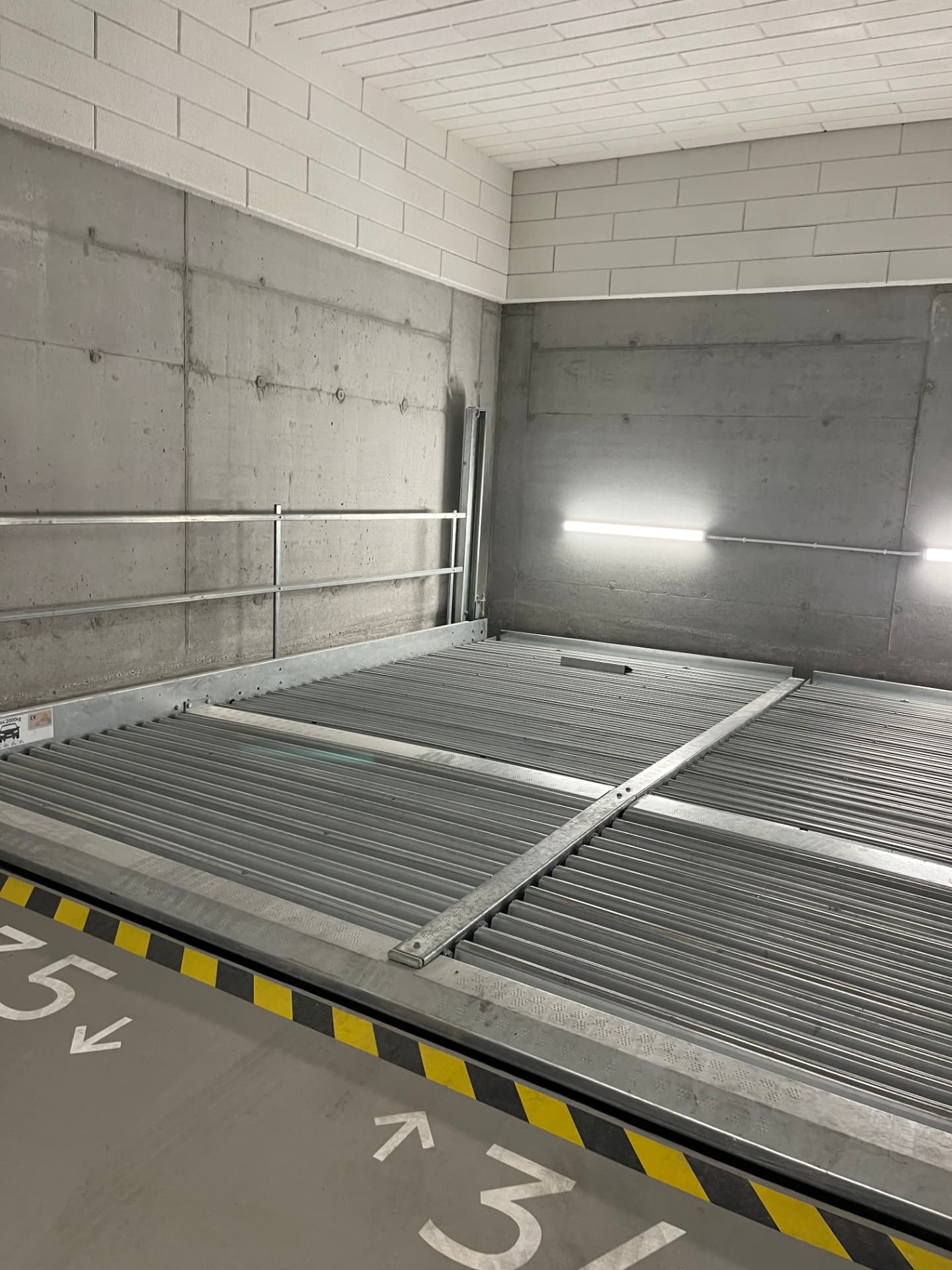 Miejsce postojowe na platformie parkingowej